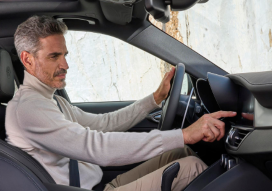 AR_Connected-Services-Grid01 - 1